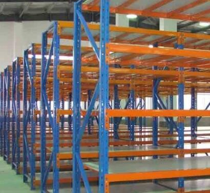 河北貨架廠家在設(shè)計(jì)貨架時(shí)都是要考慮到哪些地方